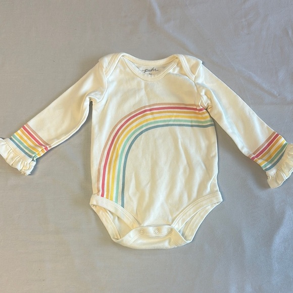 Pehr - LIKE NEW - Rainbow Long Sleeve Baby Onesie - Picture 1 of 3